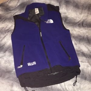 Men’s North Face vest